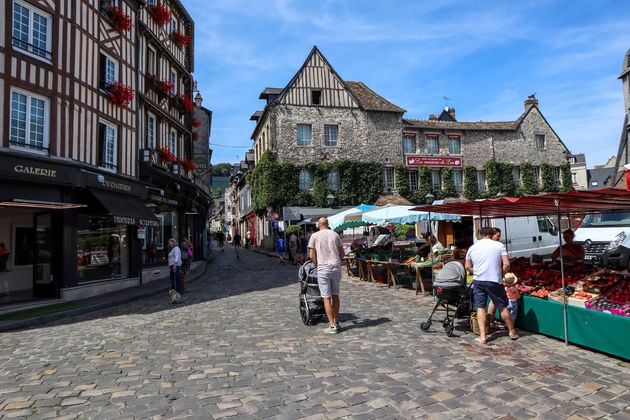 Frankrijk is niet altijd even \u2018kinderwagen-proof\u2019, maar dat mag de pret niet drukken