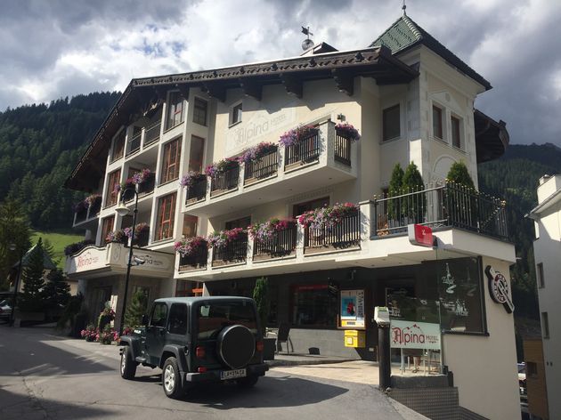 In de zomer kun je ook terecht in Ischgl, onder andere in dit fijne hotel (Alpina)