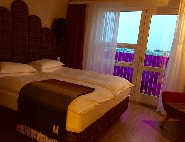 Knusse hotelkamers met uitzicht over de haven van Reykjavik