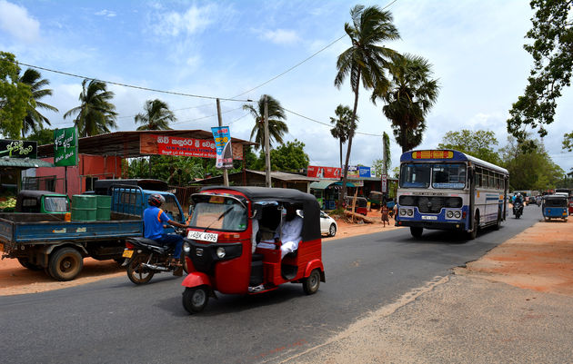 Drukte op de wegen in Sri Lanka
