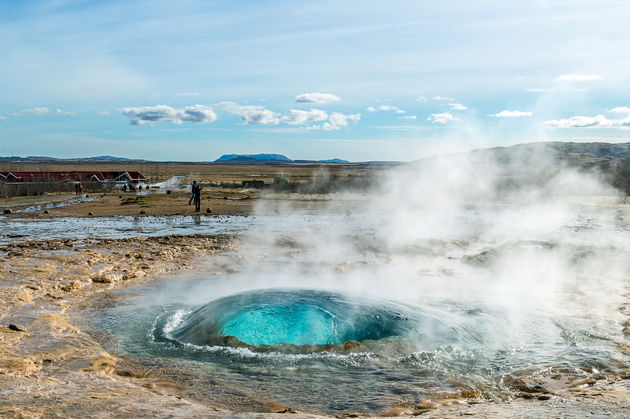 Een rondreis langs geisers in IJsland \u00a9 Juanamari Gonzalez - Fotolia