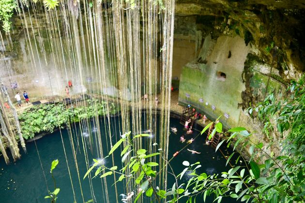 Neem na je bezoek aan Chichen Itza een duik in de Ik Kil cenote