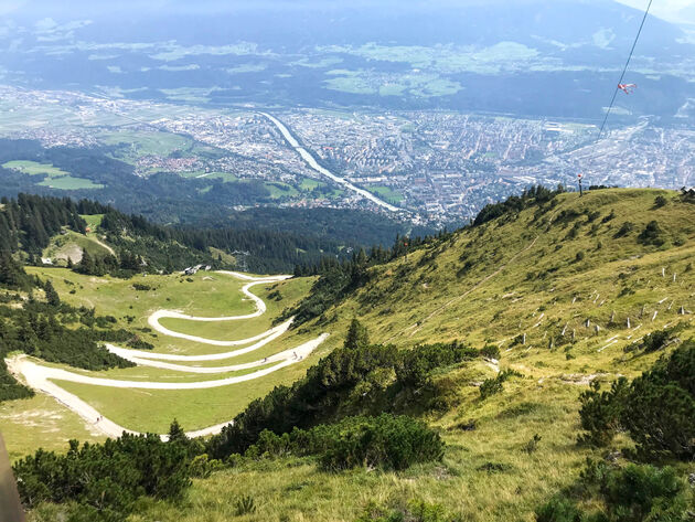 Voor mountainbikers zijn de bergen rondom Innsbruck \u00e9\u00e9n grote speeltuin