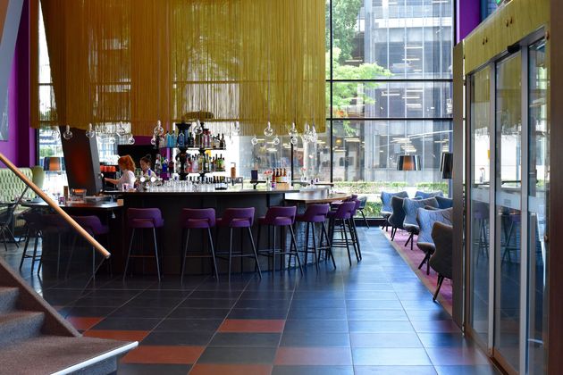 Hippe bar in het Inntel Hotels Art Eindhoven