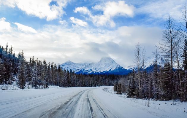 De Icefields Parkway is een droomweg om te rijden - zeker in de winter