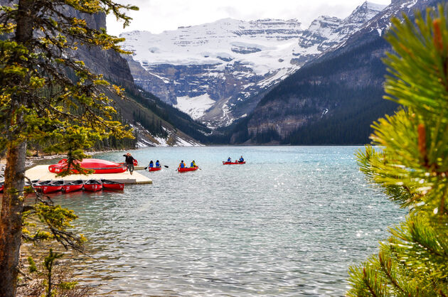 Zeker doen: ga kano\u00ebn op Lake Louise