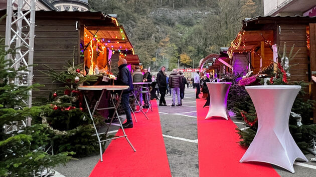 Pop-up kerstmarkt in Dinant