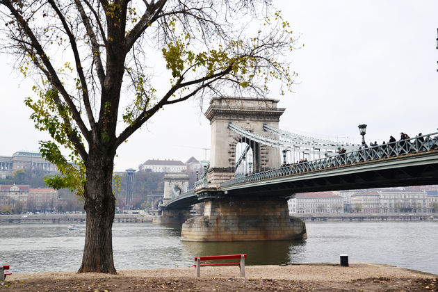 De Kettingbrug is de oudste brug over de Donau in de Hongaarse hoofdstad