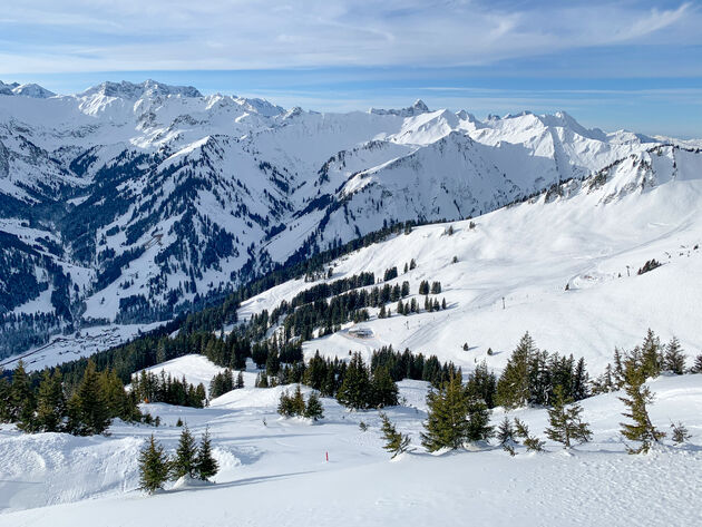 Hier gaat het hele gezin genieten in de sneeuw