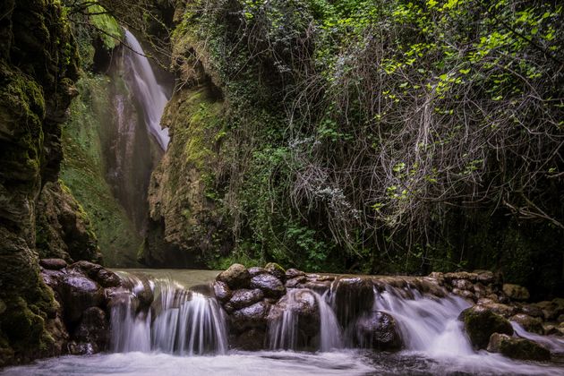 De Klifki waterval is een van de mooiste watervallen in de regio
