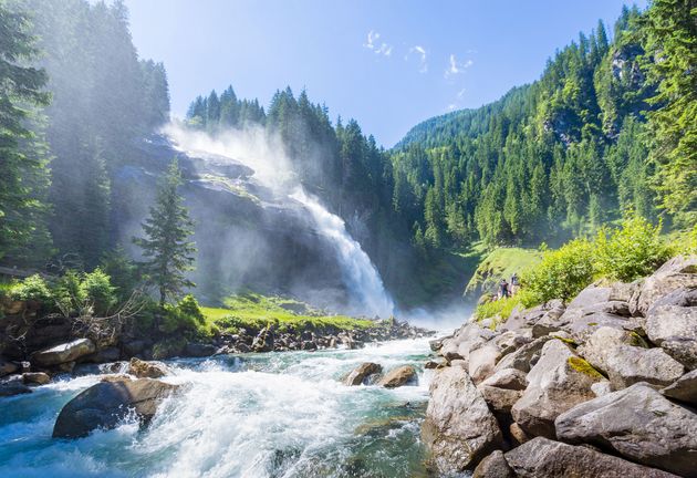 De Krimmler watervallen zijn de mooiste van heel Oostenrijk  \u00a9 mrgb - Adobe Stock