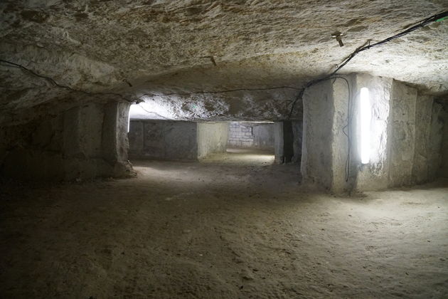 La cave des Roches Bourr\u00e9 een 120 km lang gangenstelsel