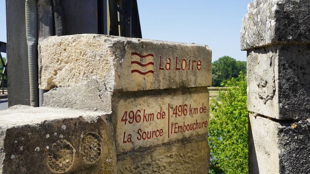 Eindbestemming is La Charit\u00e9-sur-Loire, halverwege de Loire