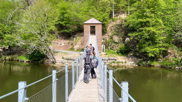 La passerelle du Moulin de l`\u00c9pine zorgt voor een verbinding van populaire wandelroutes