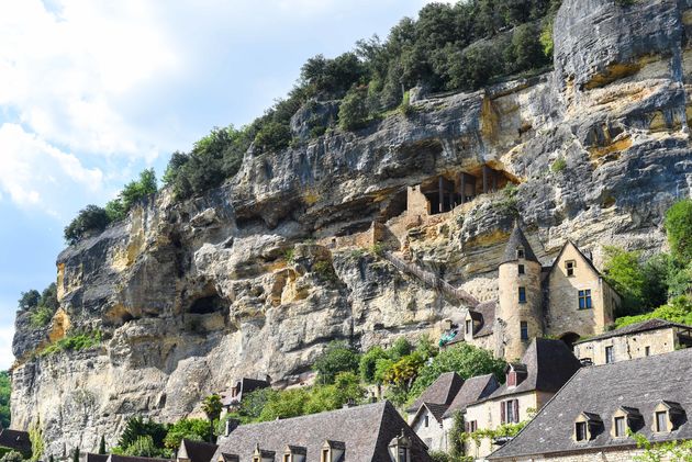 De rotsen boven La Roque-Gageac zijn vroeger deels ingestort, vandaar deze constructie