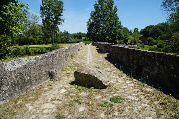 La Velo Francette: fietsen via oude Romeinse bruggen