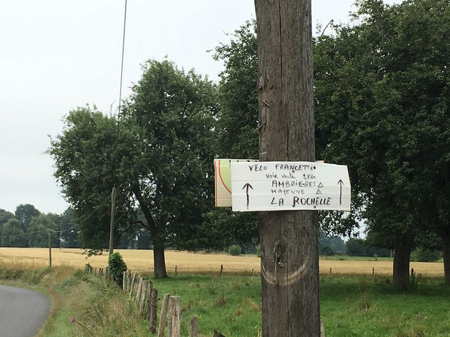 La Velo Francette: handgeschreven bordjes