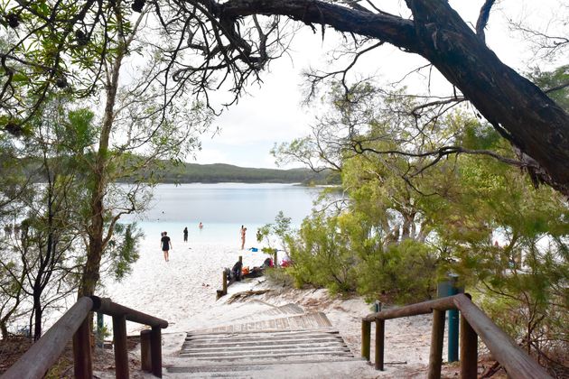 Lake McKenzie, op een bewolkte dag