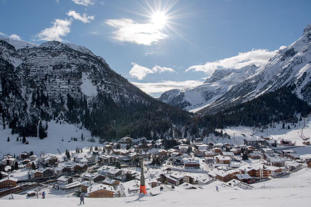 Lech is het meest sneeuwzekere skigebied van Vorarlberg in Oostenrijk 