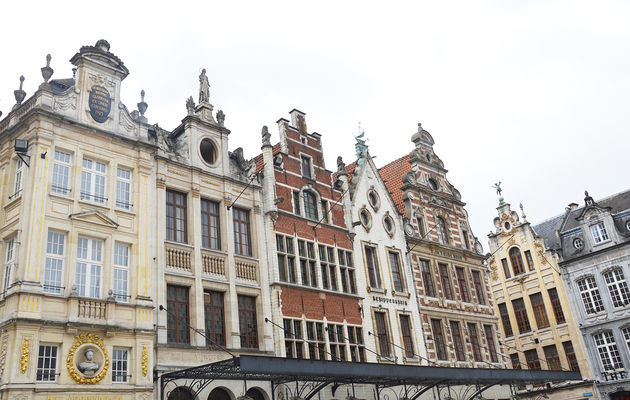 De typische bouwstijl van Belgi\u00eb is ook in Leuven terug te vinden