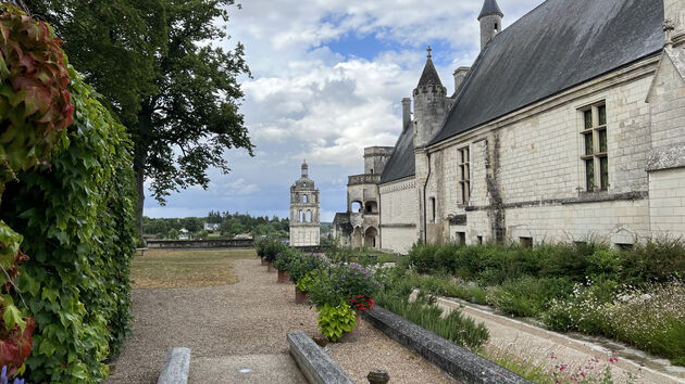 Cit\u00e9 Royale de Loches staat vol met cultureel erfgoed