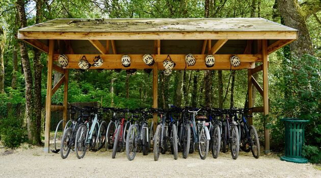 Voor alle bewoners zijn er gratis fietsen beschikbaar, de afstanden hier zijn redelijk groot