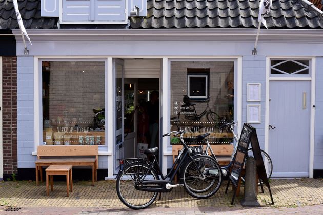 Een koffietje (of thee) drinken bij Lokaal 16 in Den Burg