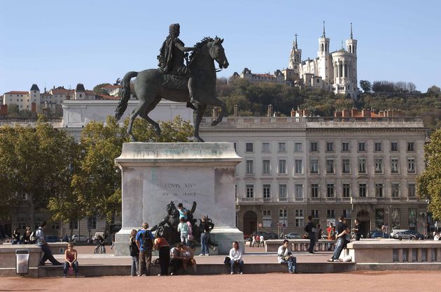 lyon-bellecour.jpeg