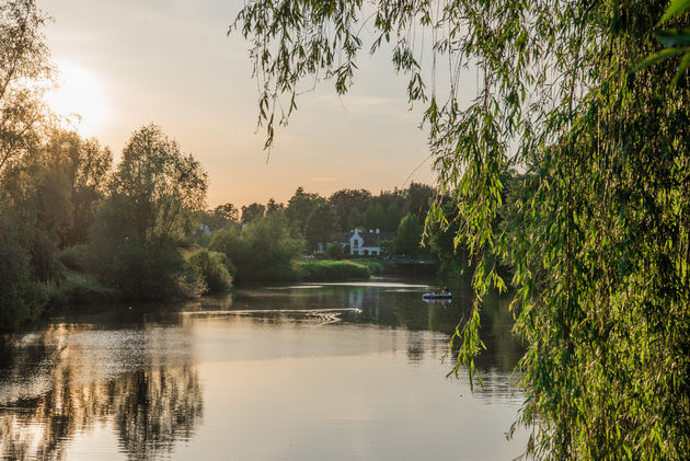 `s Avonds, bij zonsondergang, is het Markdal het mooist