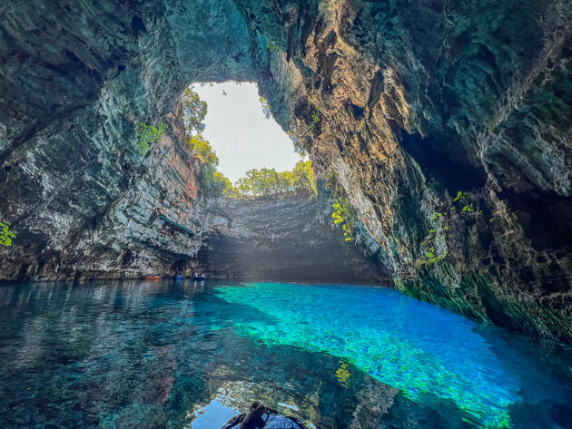 Misschien wel de mooiste plek van het eiland, de Melissani grot