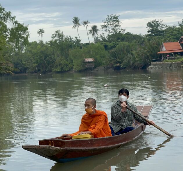 monnik-thailand.jpeg