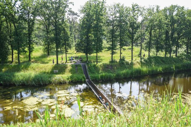 Wandel door de unieke Mozesbrug