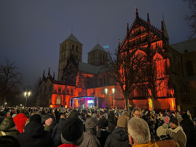 Genieten van live muziek op de Domplatz