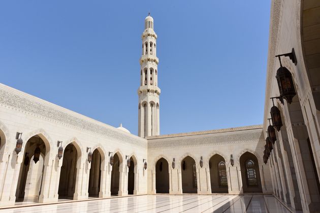 De minaret van de moskee