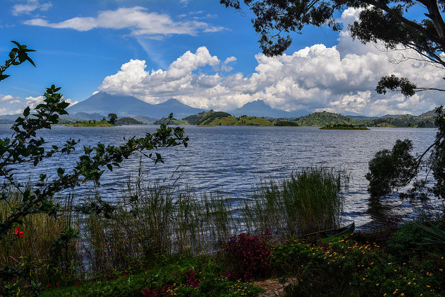 Het waanzinnige uitzicht vanuit Mutanda Lake Resort