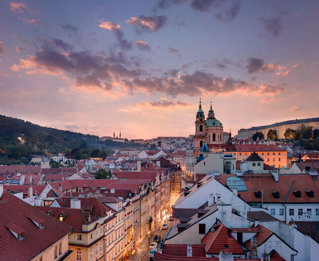 <em>Met de trein naar Praag: een snelle en duurzame manier om naar deze mooie stad te reizen.<\/em>