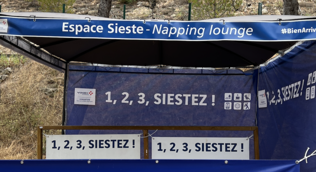 Een Napping Lounge, uniek langs de Autoroute