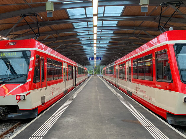 Zermatt is autovrij, dus je moet de trein nemen om er te komen