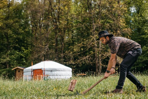 <em>Je eigen yurt in de Ardennen: back to nature!<\/em>