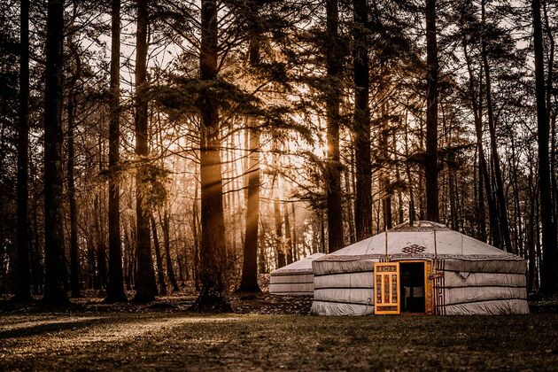 Kies je voor een overnachting in een knusse yurt?