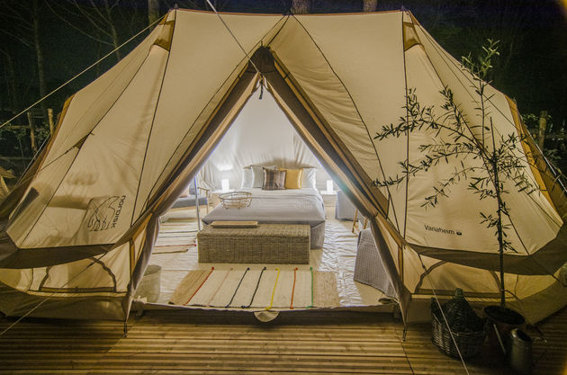 Het is een tent, maar m\u00e9t alle luxe van thuis