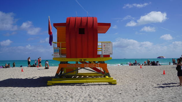 Lifeguard station op Miami Beach