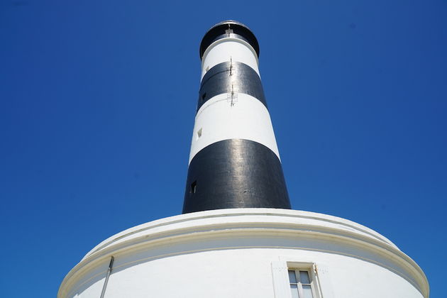 De bekende vuurtoren van Chassiron