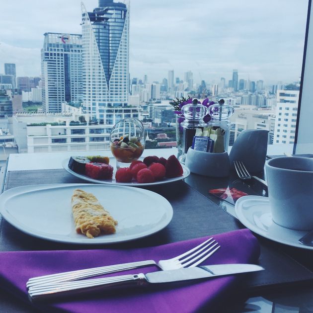 Ontbijten met fantastisch uitzicht bij Amari Watergate Hotel!