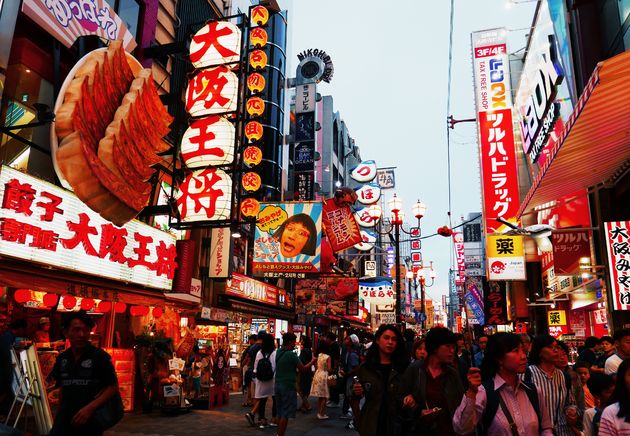 Billboards, neon en lampionnen: in Dotonbori Street kijk je je ogen uit