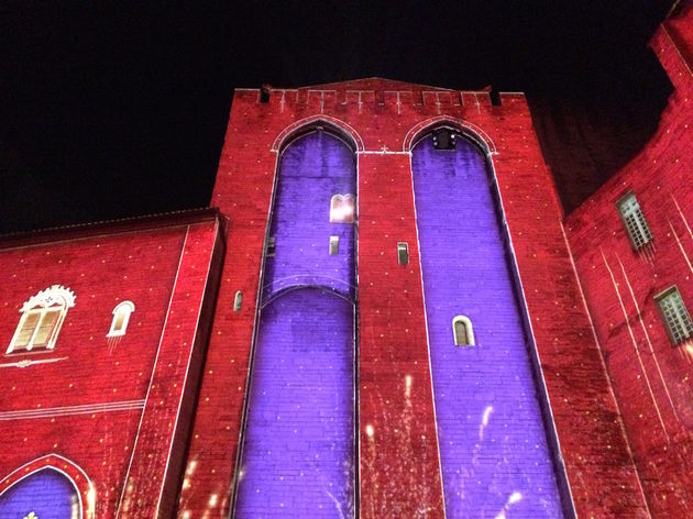 Palais des Papes - Les Luminessences d`Avignon 3