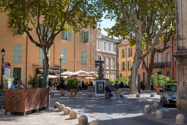 Pik een terrasje op het Place de la R\u00e9volution