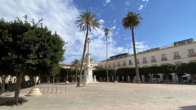 Het Plaza de la Constitucio\u0301n in Almeria