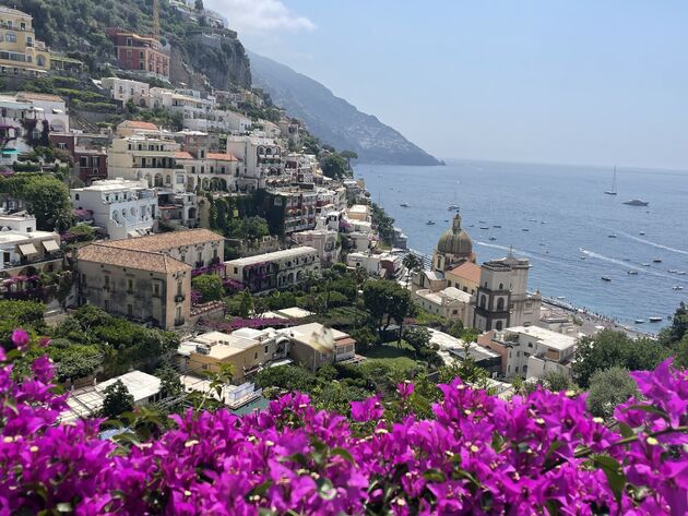 <em>Al wandelend door Positano vind je het ene na het andere bijzondere uitzichtpunt.<\/em>