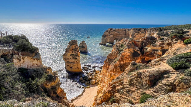 Praia da Marinha is ooit eens uitgeroepen tot het mooiste strand ter wereld <span class=\